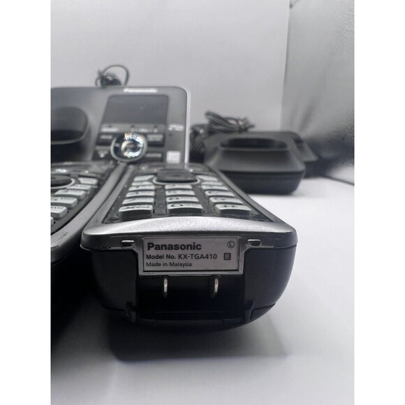 Panasonic KX-TG7621 DECT 6.0 Plus Bluetooth Phone Answering System (4 Handsets) - Picture 3 of 7